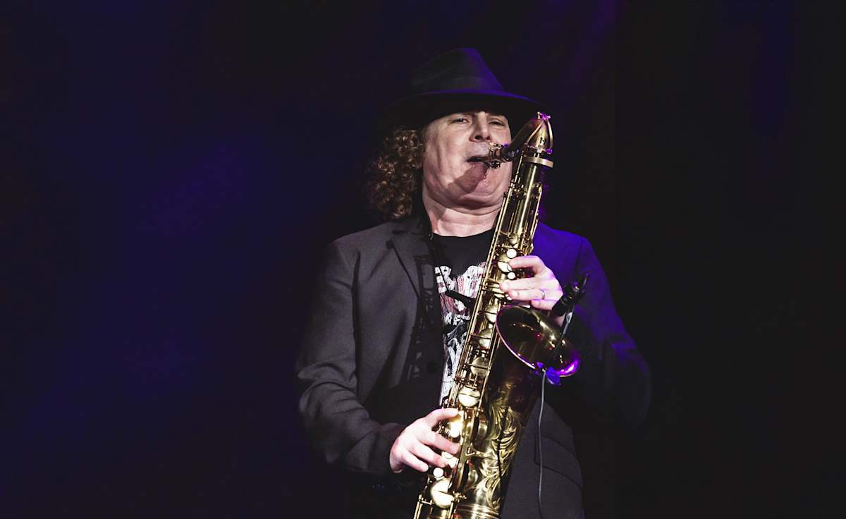 Boney James