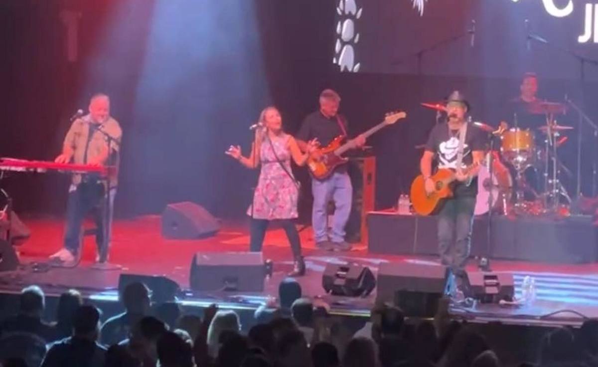 Jimmy Kenny and the Pirate Beach Band