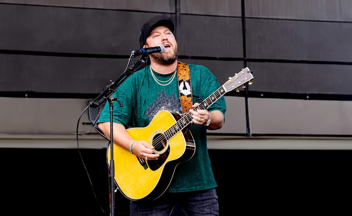 Mitchell Tenpenny