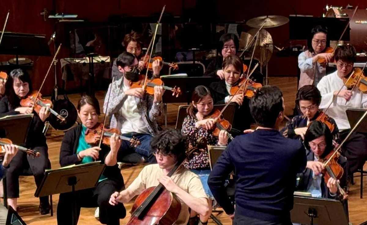 Hong Kong Sinfonietta