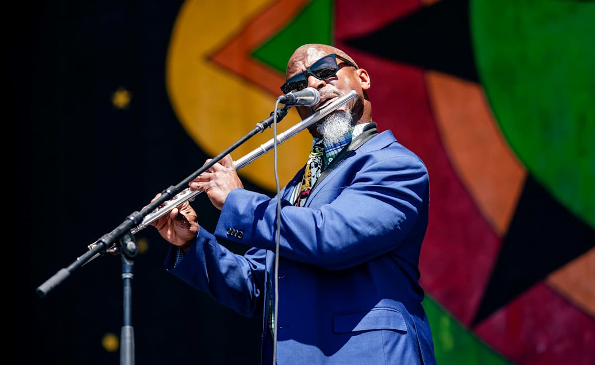 Karl Denson's Tiny Universe
