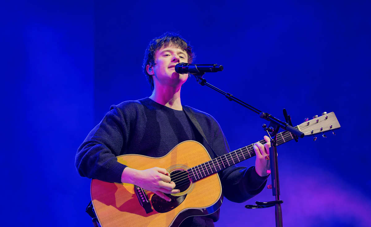 Alec Benjamin