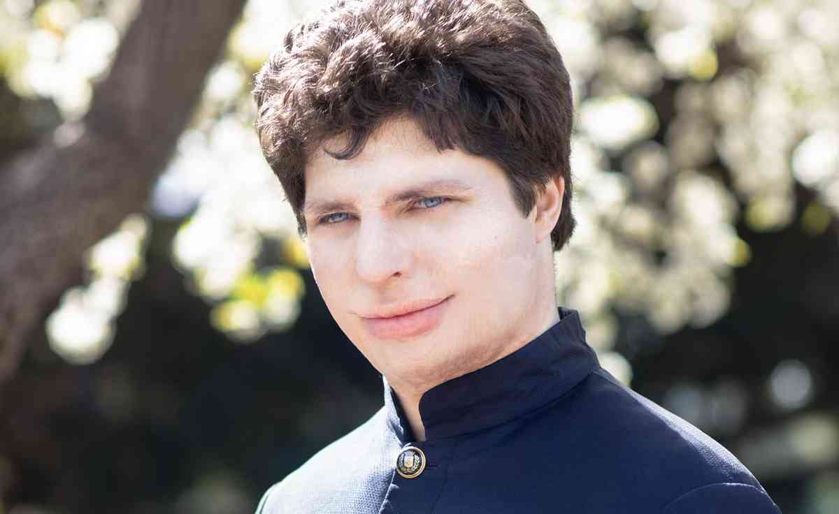Augustin Hadelich