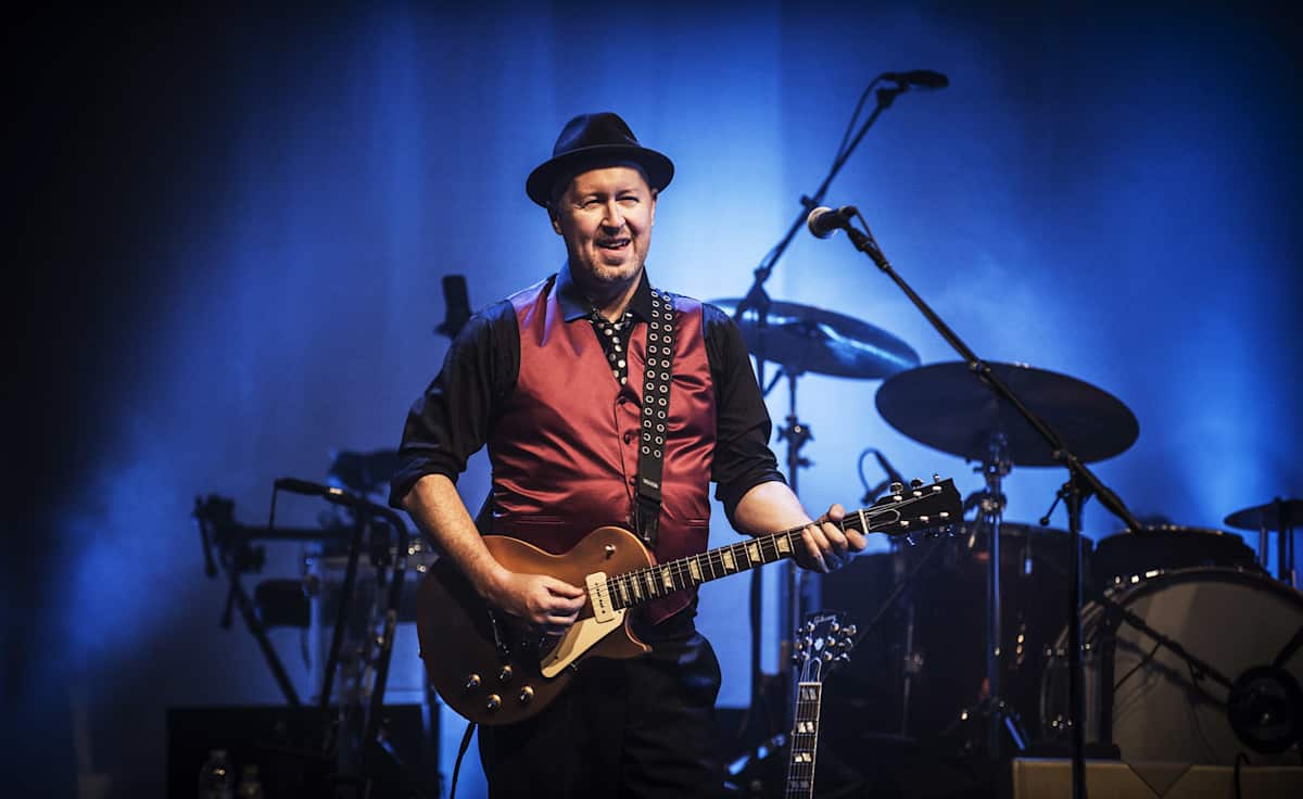 Adrian Belew