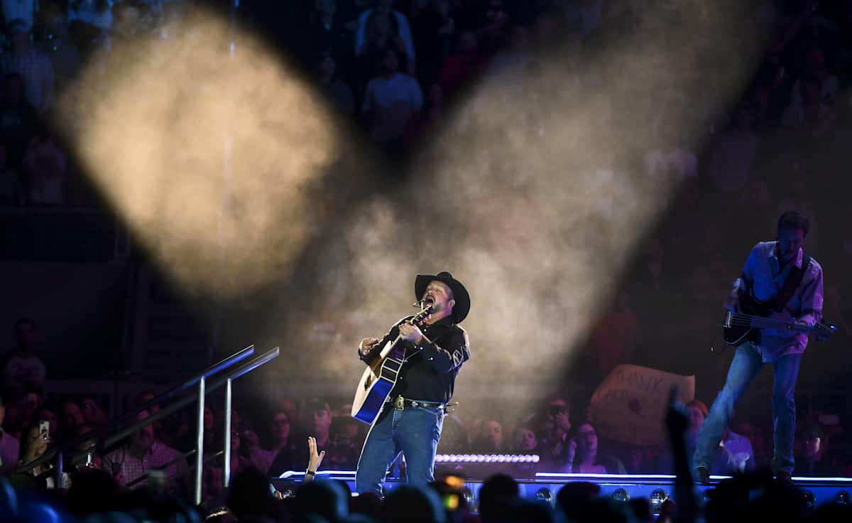 Garth Brooks
