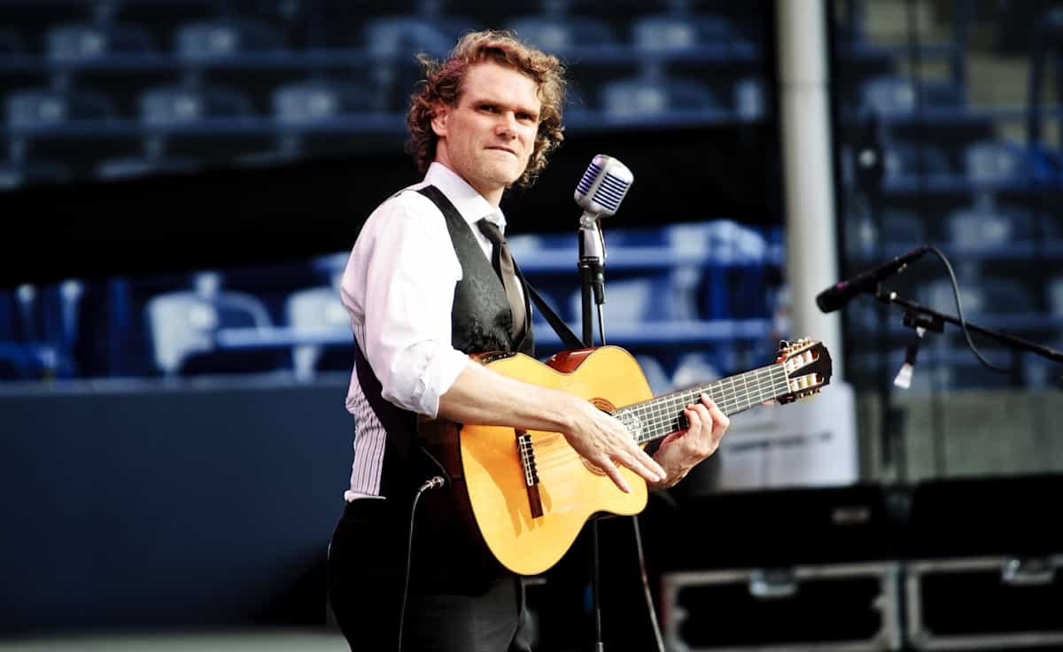 Jesse Cook