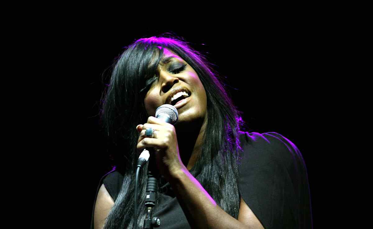 Mica Paris