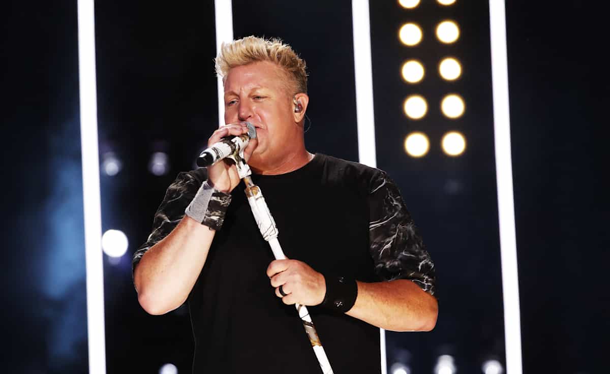 Gary LeVox