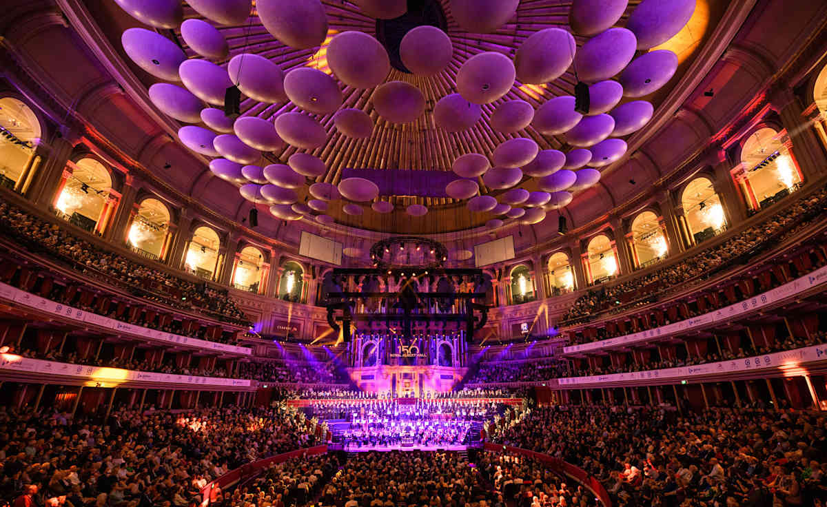 Classic FM live