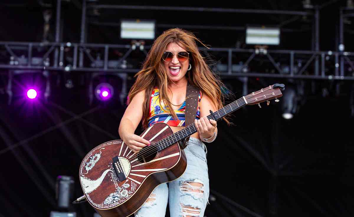 Tenille Townes