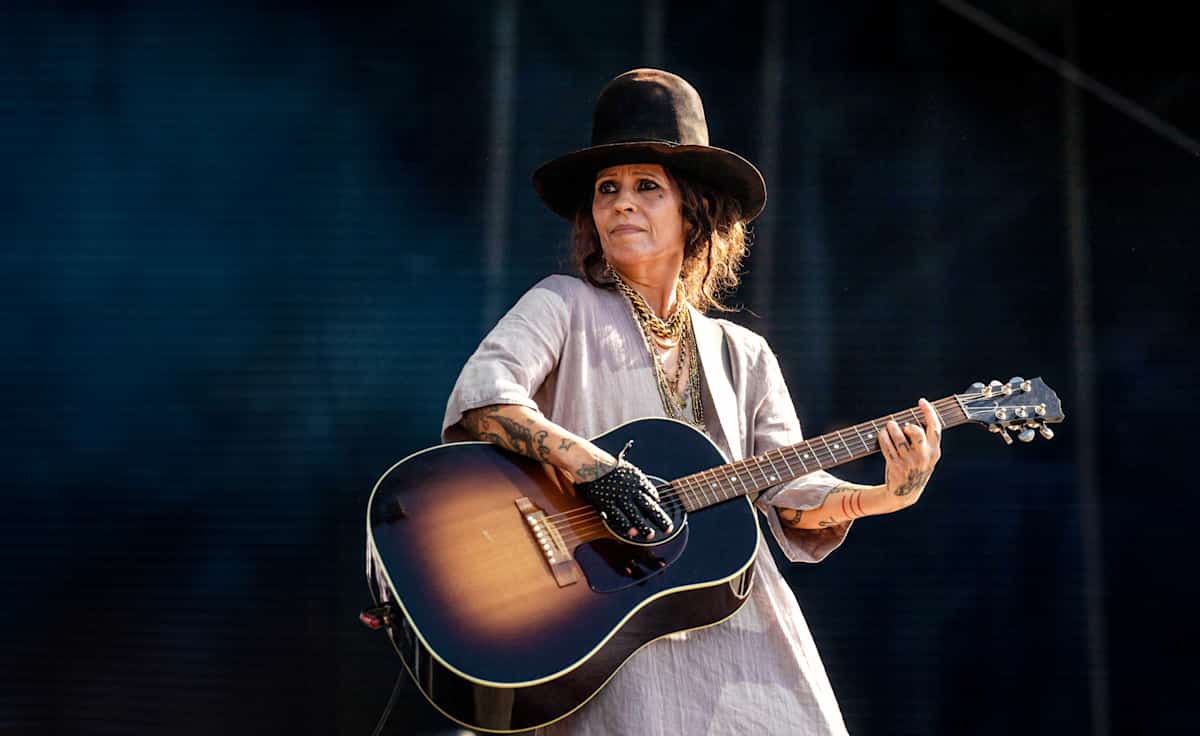 Linda Perry