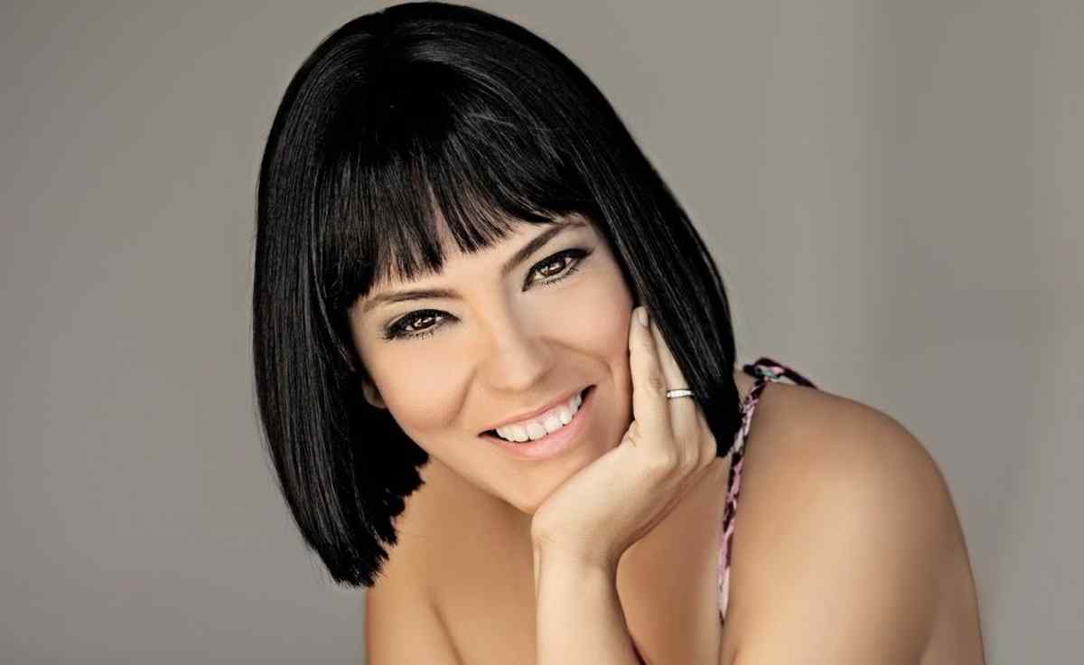Yeşim Salkım