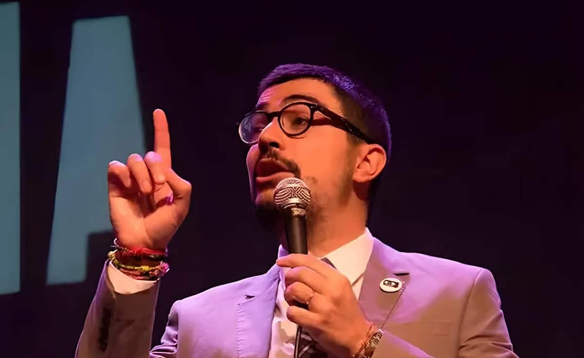 La Hora y Media de El Club de la Comedia