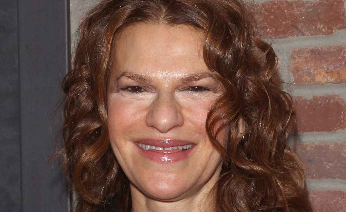 Sandra Bernhard