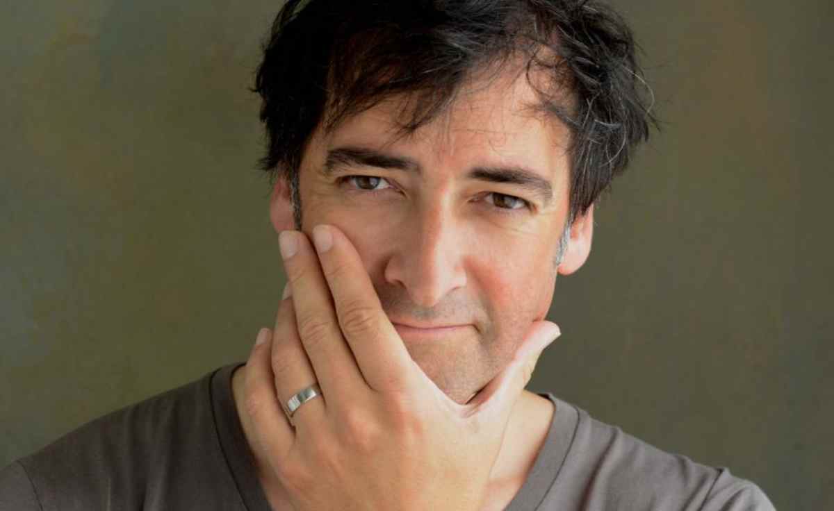 Alistair McGowan