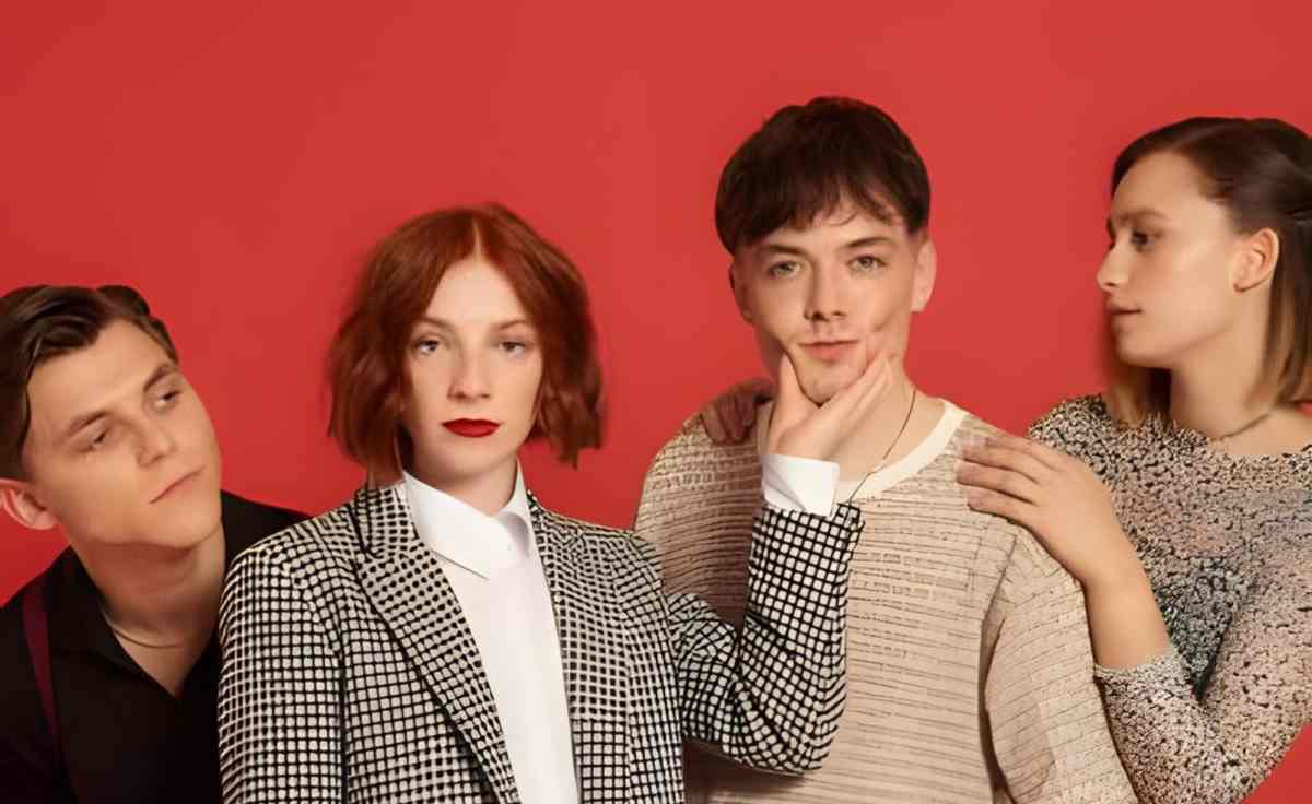 Sophie and The Giants