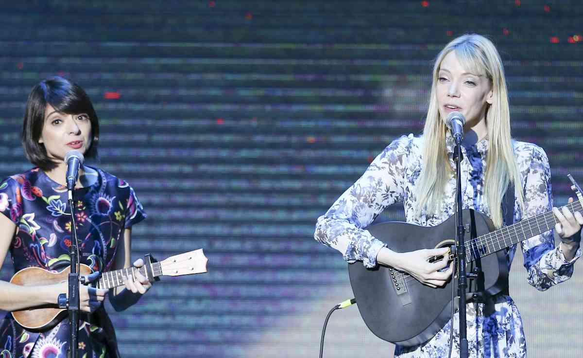 Garfunkel and Oates