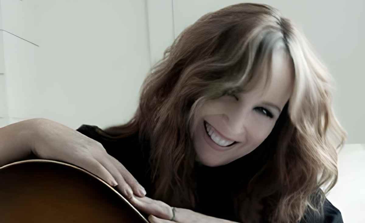 Gretchen Peters