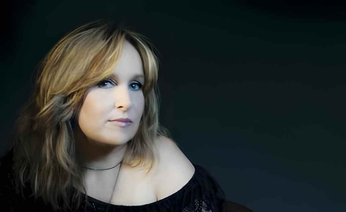 Gretchen Peters