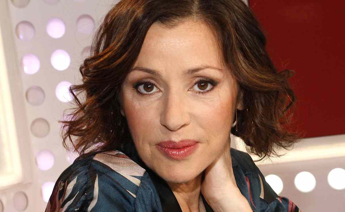 Tina Arena