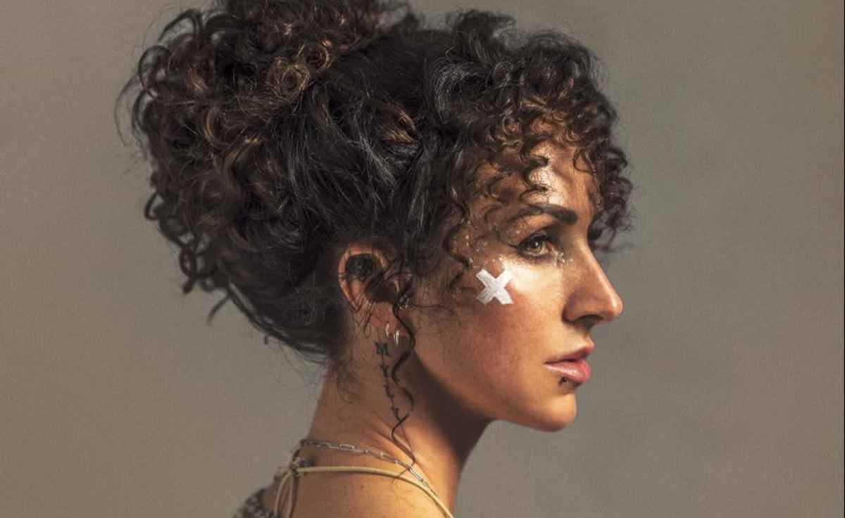 DJ Hannah Wants