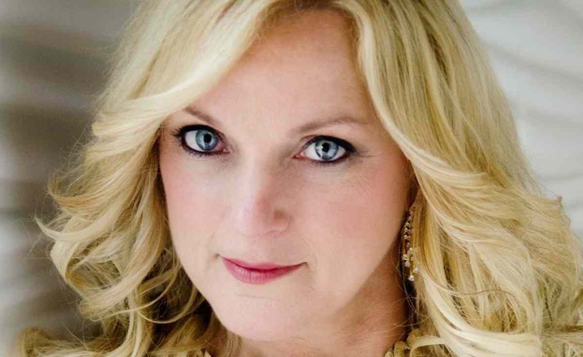 Rhonda Vincent
