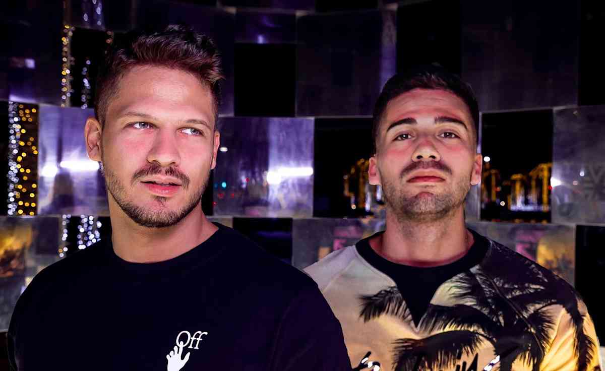 VINAI