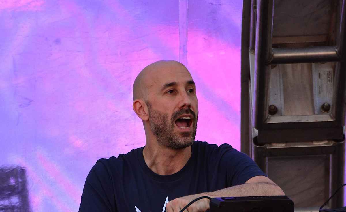 TJR