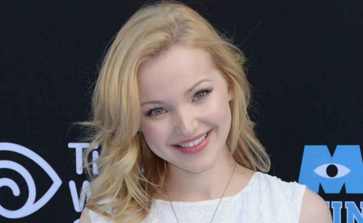 Dove Cameron - Artist