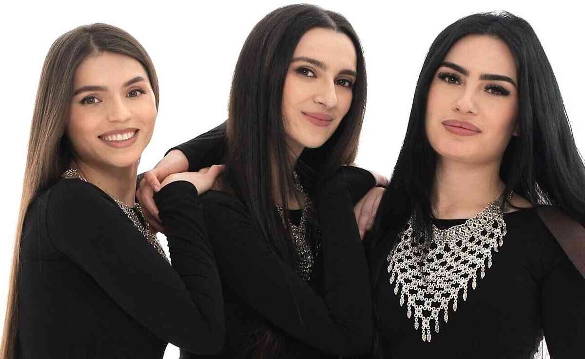 Trio Mandili