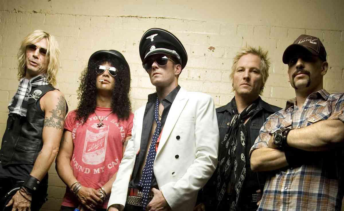 Velvet Revolver