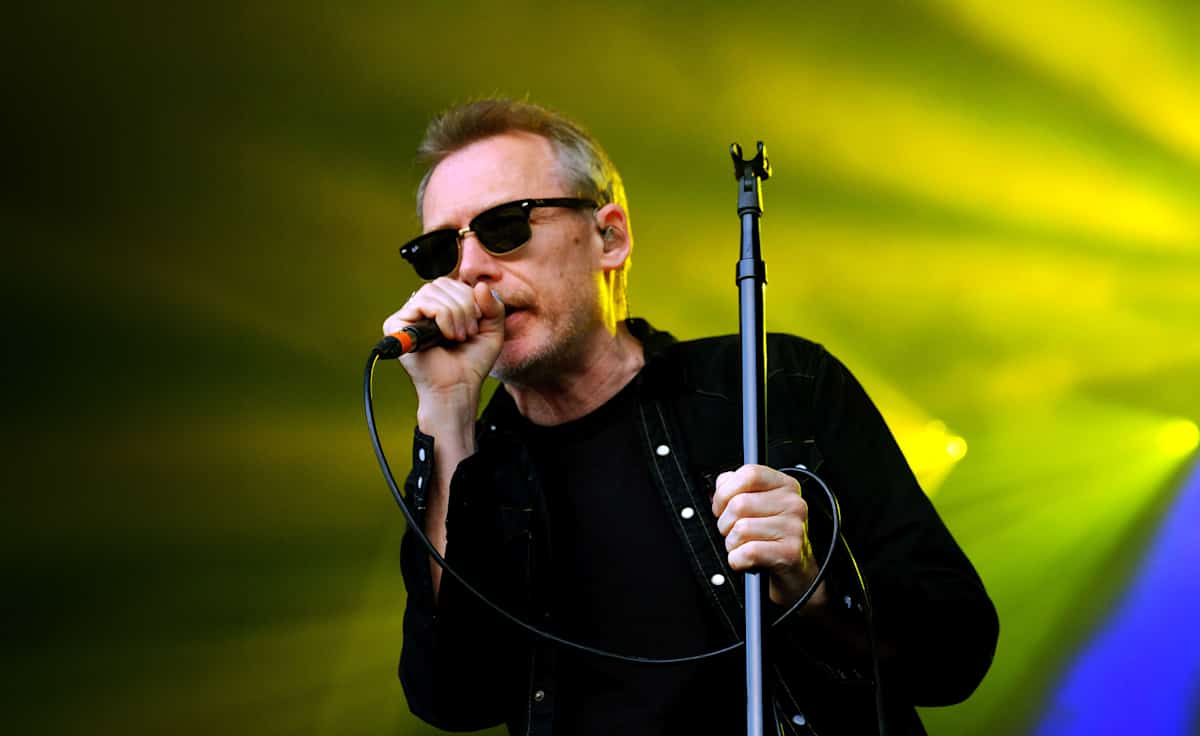 Jesus and Mary Chain