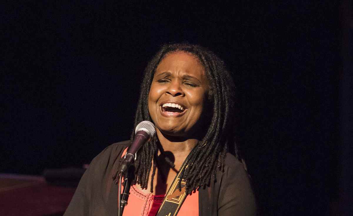 Ruthie Foster