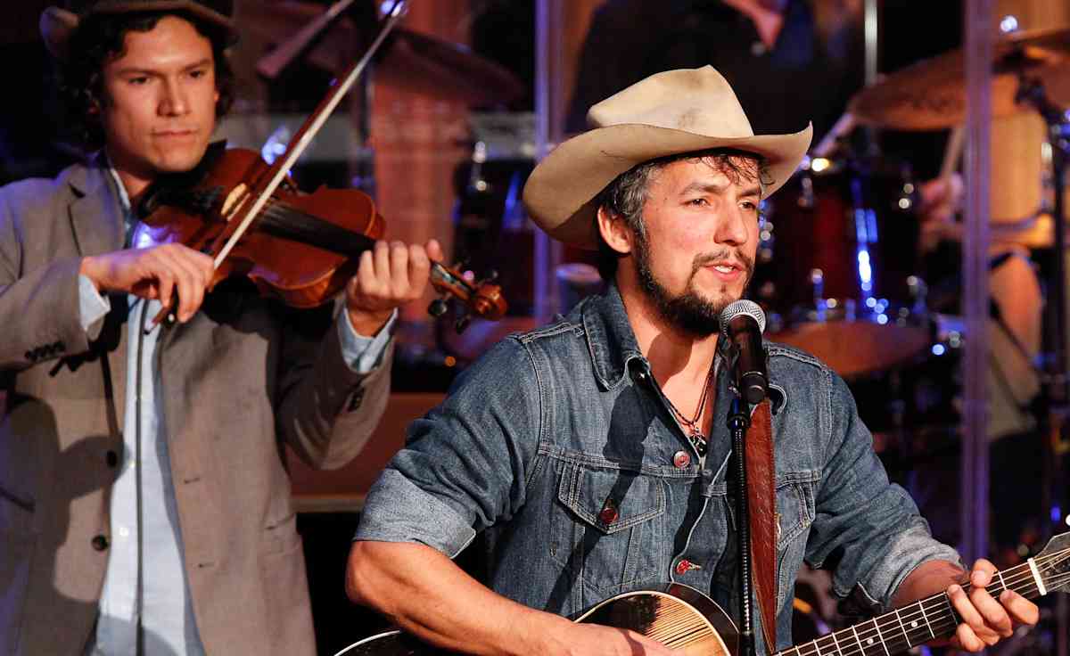 The Black Lillies