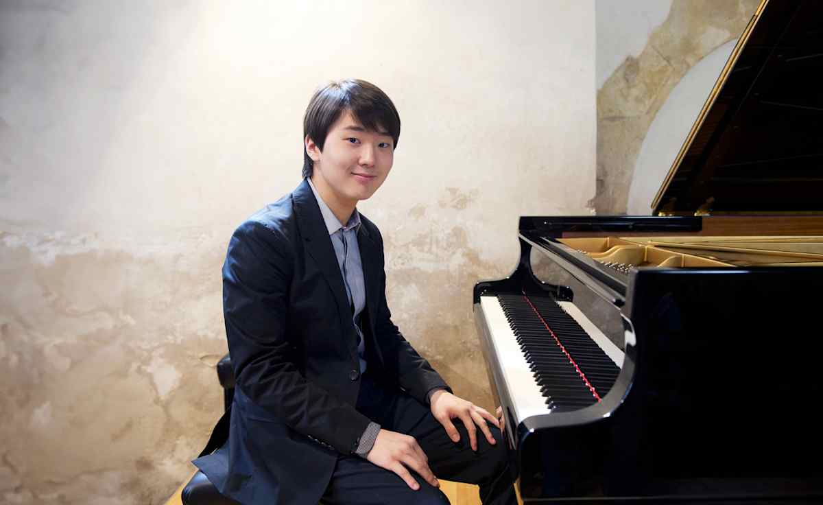 Seong Jin Cho