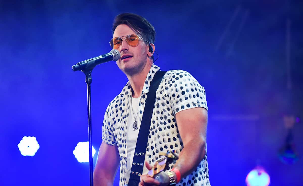 Russell Dickerson