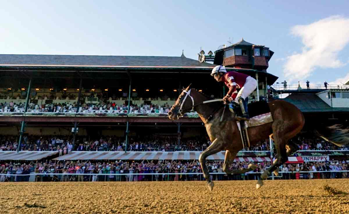 Saratoga Horse Racing