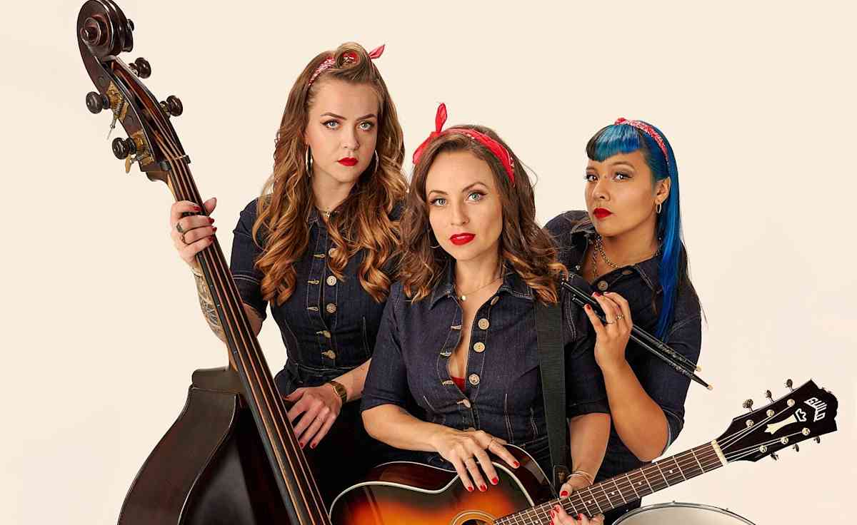 The Silverettes