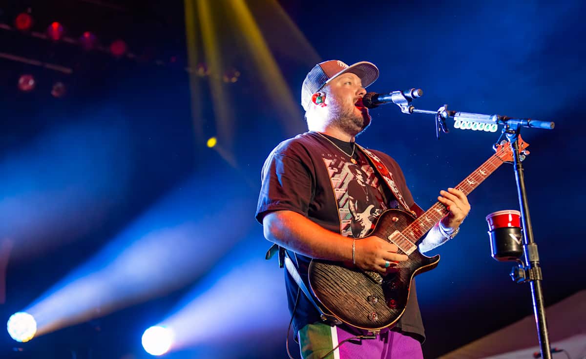 Mitchell Tenpenny
