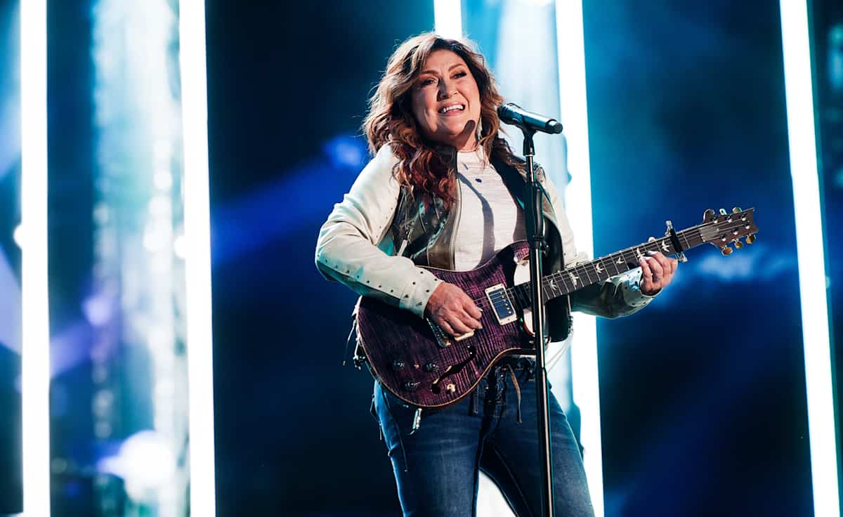 Jo Dee Messina