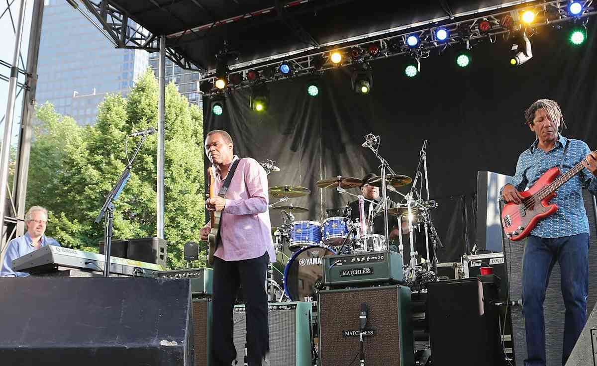 Robert Cray Band