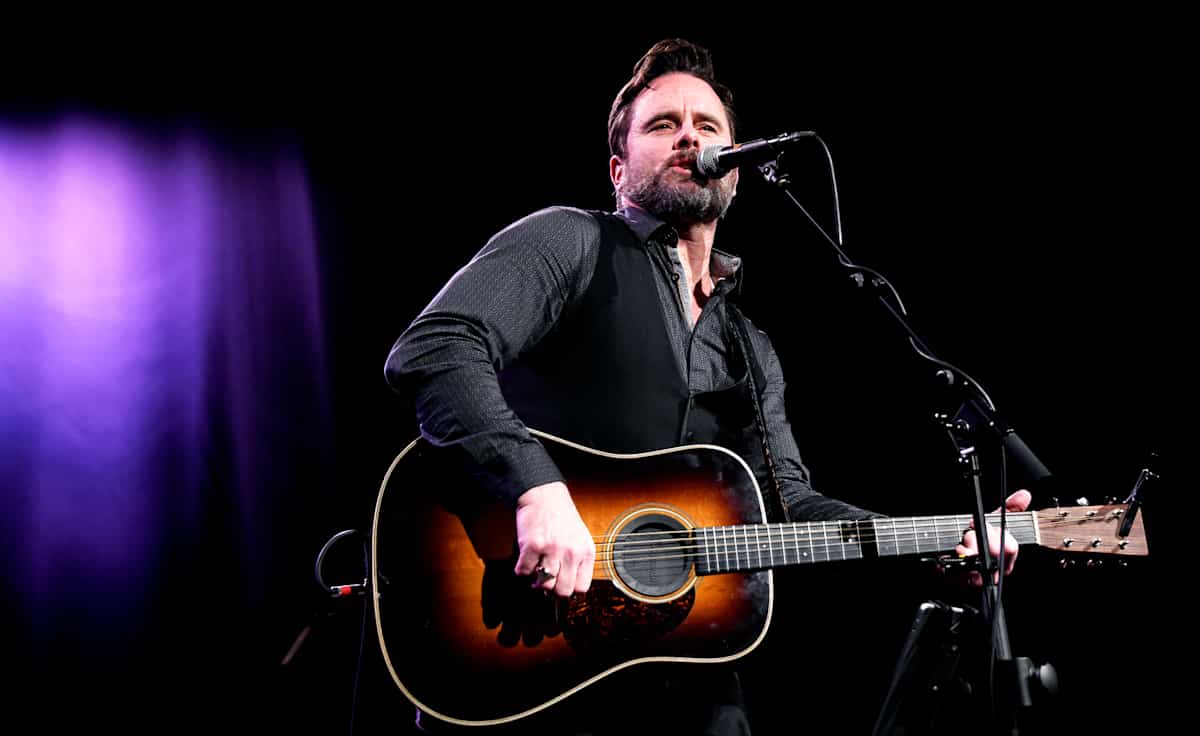 Charles Esten