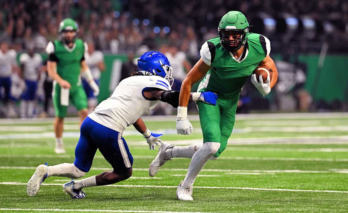 North Dakota Fighting Hawks Football