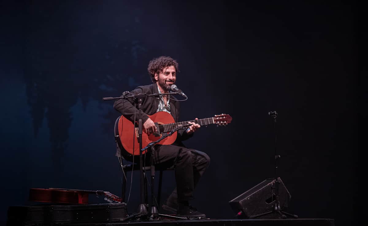 José González