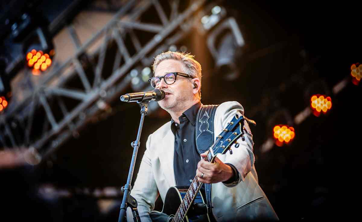 Guus Meeuwis