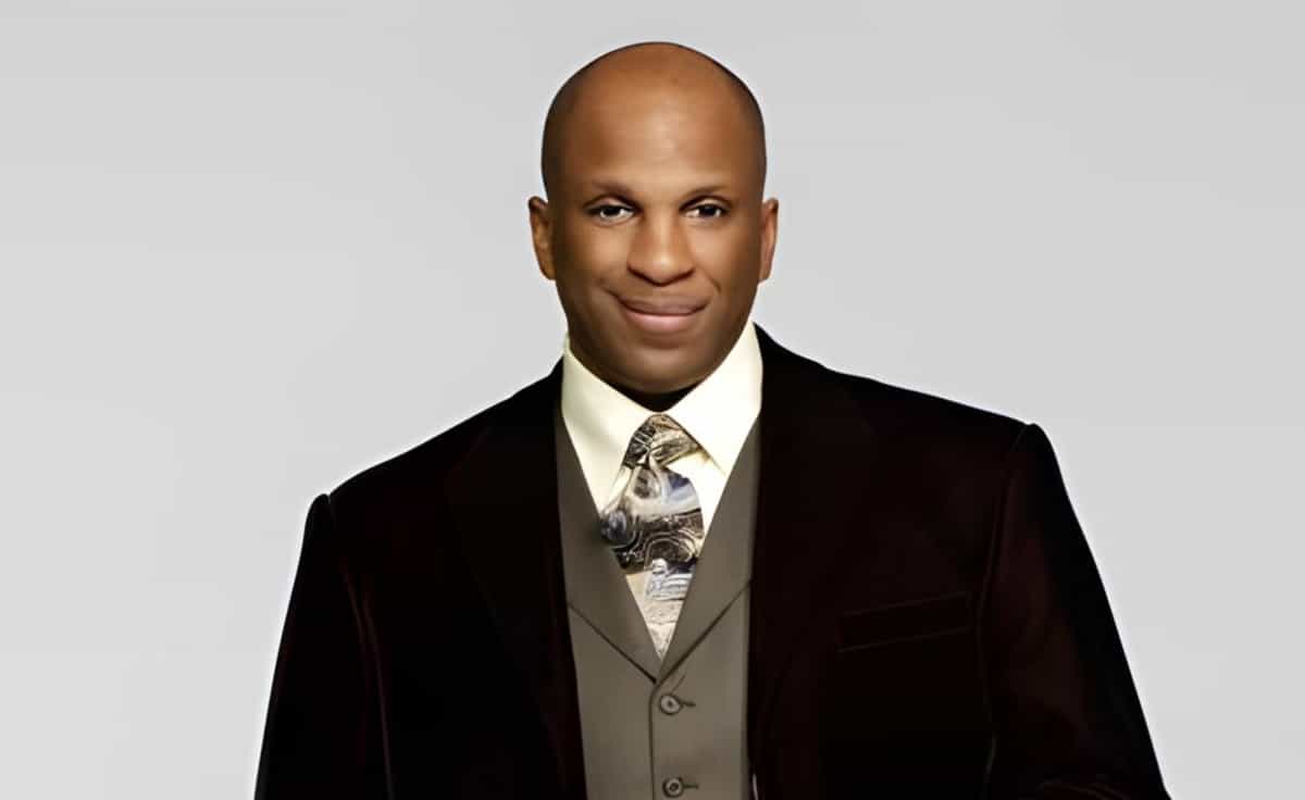 Donnie McClurkin