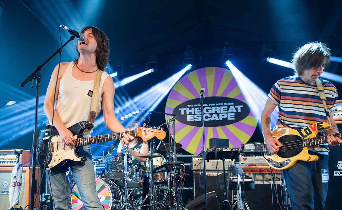 Trampolene