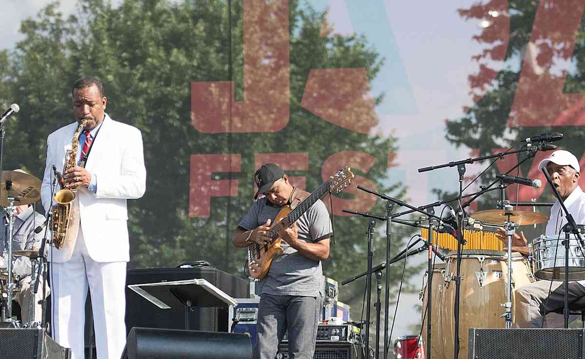 The Headhunters