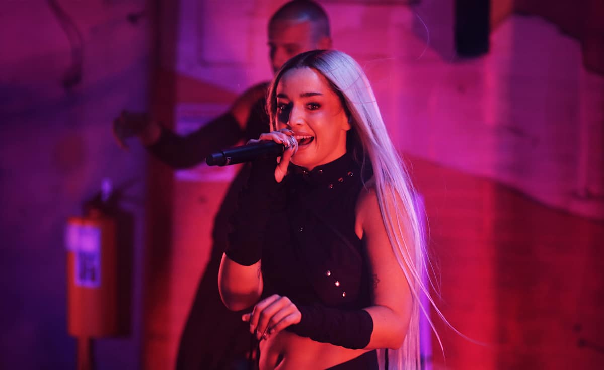 Lola Indígo