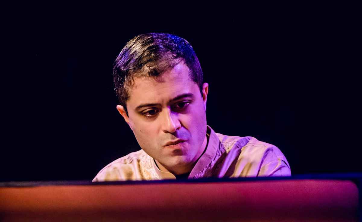 Mahan Esfahani